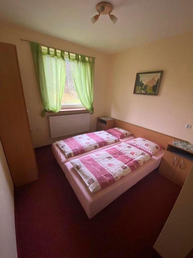 Agroturystyka Kapellanka - Kraina Wygaslych Wulkanow Wojcieszów Exterior foto