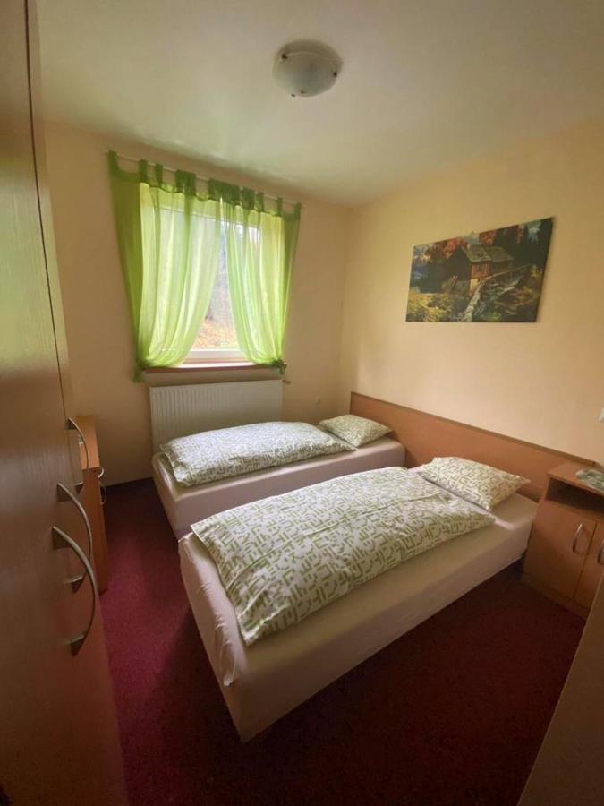 Agroturystyka Kapellanka - Kraina Wygaslych Wulkanow Wojcieszów Exterior foto